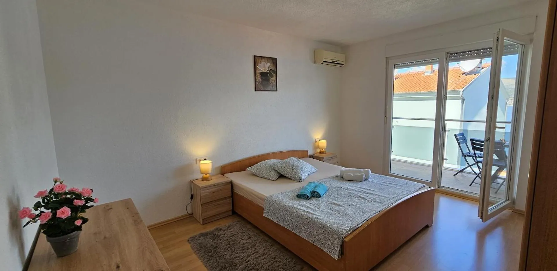 Large Seaview Apt, 150M To Beach, 4Km From Trogir